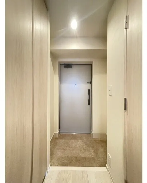 Comforia Liv Minamisunamachi East - Interior - ["Flooring", "Floor", "Wall"]