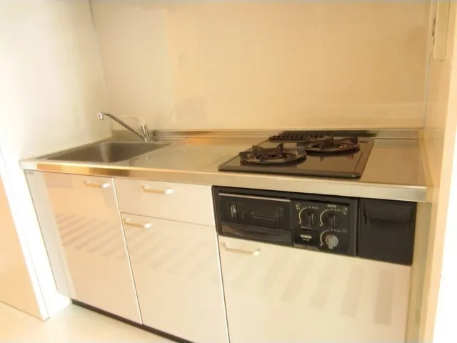 Scalar Sukumo - Interior - ["Cabinetry", "Property", "Countertop"]