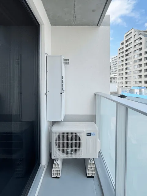Well Square Hatsudai - Interior - ["Grey", "Apartment", "Glass"]