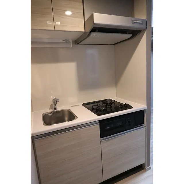 Comforia Monzennakacho South - Interior - ["Property", "Room", "Cabinetry"]