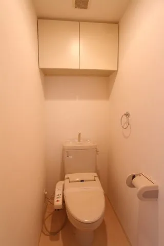 Prime Urban Omori - Interior - ["Flooring", "Floor", "Plumbing fixture"]