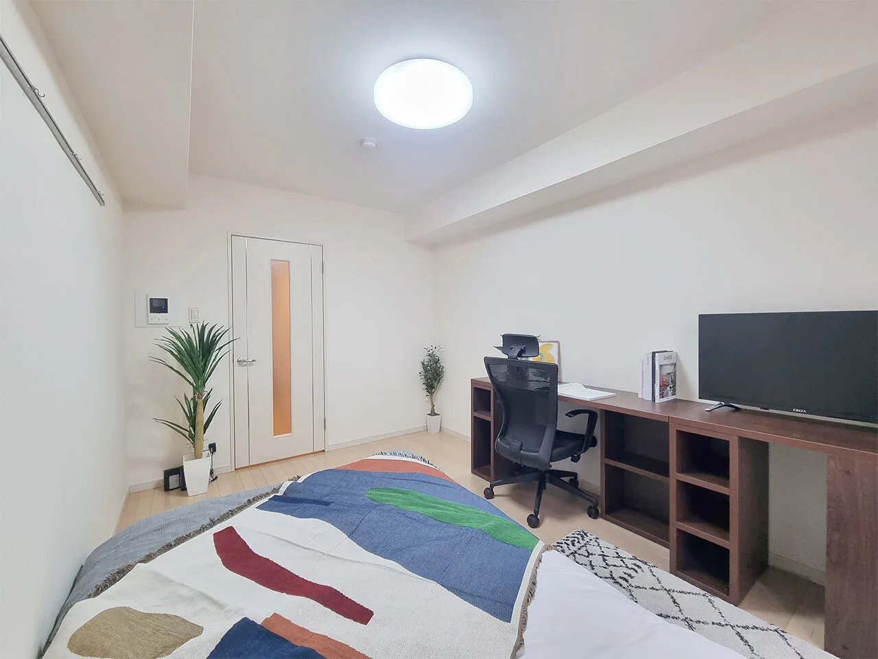 Mynavi STAY Higashioi - Interior - ["Furniture", "Interior design", "Flooring"]