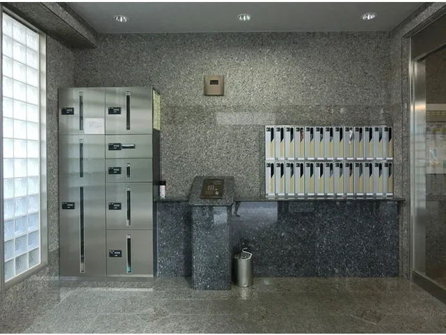 T. Halzion - Exterior - ["Floor", "Property", "Room"]