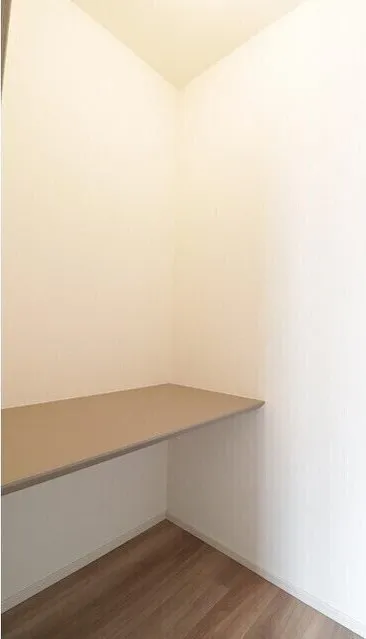 Predia Court Yoyogi Uehara - Interior - ["Window", "Building", "Wood"]