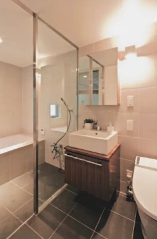 Butte - Interior - ["Bathroom", "Plumbing fixture", "Bathroom Sink"]