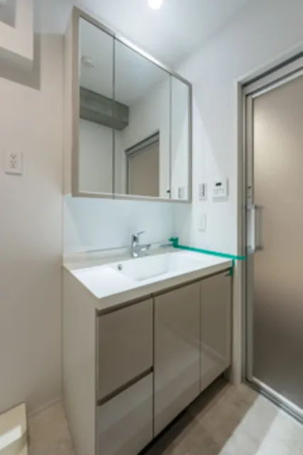Preferred Senzoku - Interior - ["Flooring", "Interior design", "Bathroom cabinet"]