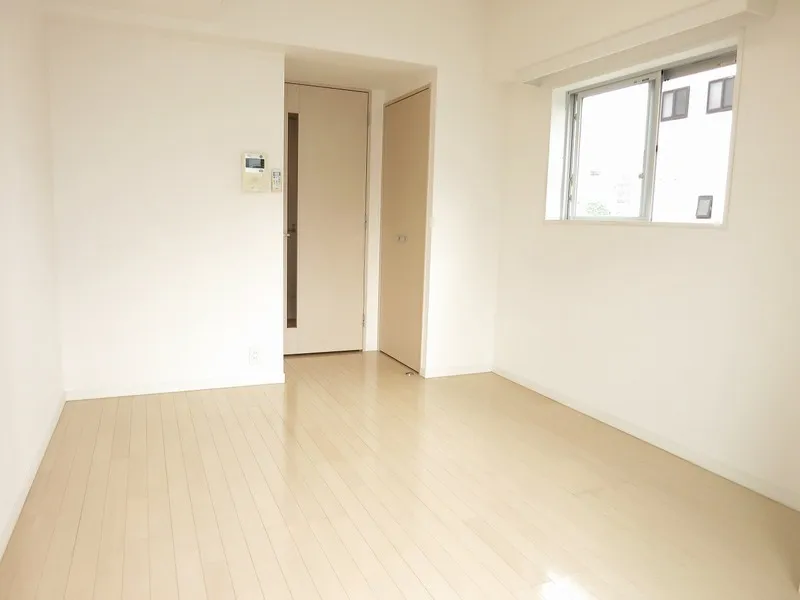 Arden Monzen Nakacho - Interior - ["Flooring", "Floor", "Wood flooring"]