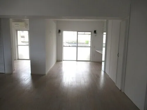 Wakagi Residence No.3 - Interior - ["Flooring", "Floor", "Wood"]
