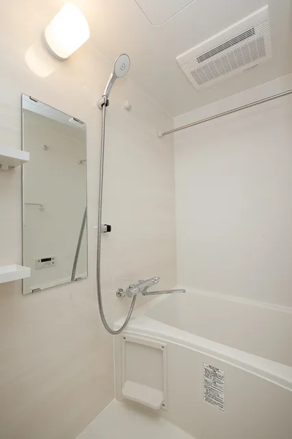 RJR Precia Higashijujo Garden - Interior - ["Flooring", "Plumbing fixture", "Interior design"]