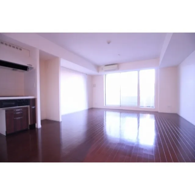 Park Flats Ginza East - Interior - ["Property", "Window", "Cabinetry"]