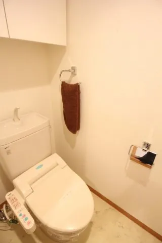 Prime Urban Itabashi Kuyakusho-mae - Interior - ["Toilet seat", "House", "Plumbing fixture"]
