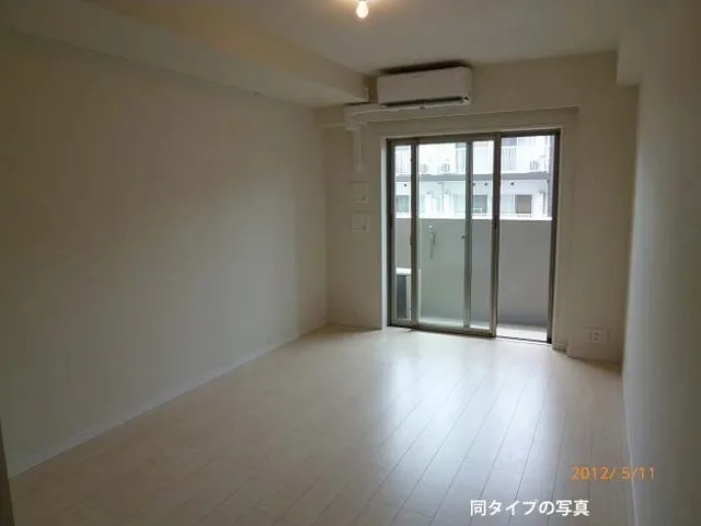 Comforia Ryogoku South - Interior - ["Building", "Window", "Fixture"]