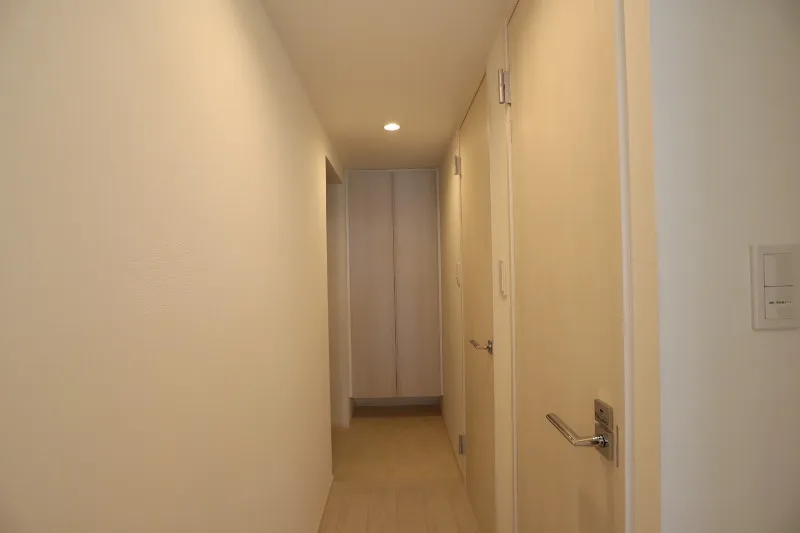 Atrio Flats Nakano - Interior - ["Building", "Door", "Fixture"]