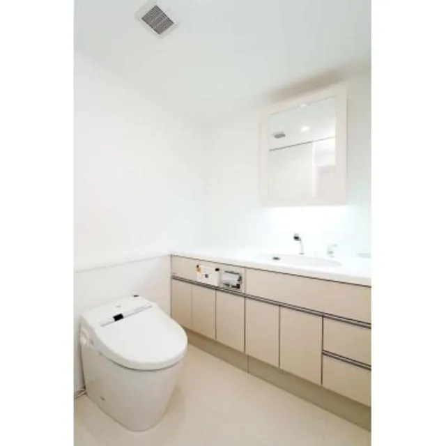 Trestage Yotsuya - Interior - ["Bathroom", "Property", "Room"]
