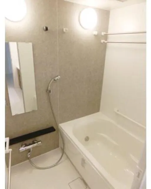 Park Axis Toyosu Canal - Interior - ["Flooring", "Floor", "Plumbing fixture"]