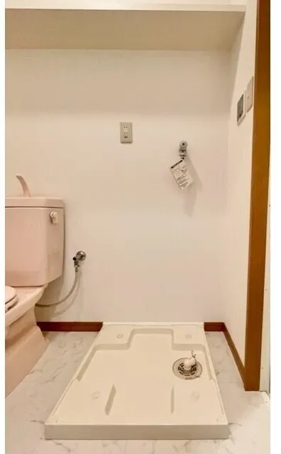 T. Halzion - Interior - ["Flooring", "Floor", "Plumbing fixture"]