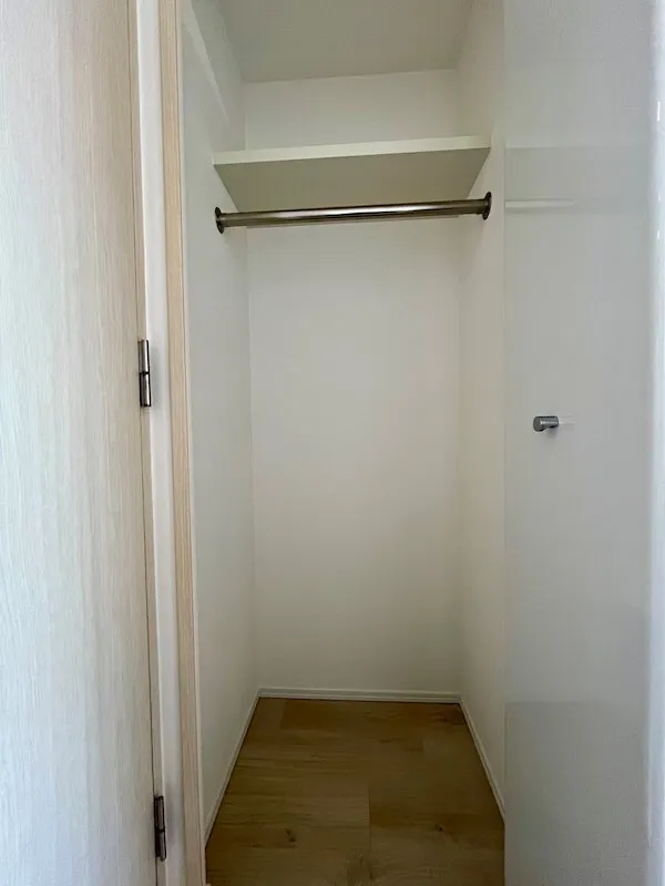 Residia Hiroo Ⅱ - Interior - ["Building", "Fixture", "Wood"]
