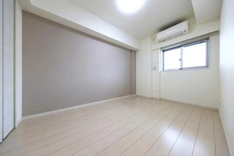 Qualitas Kikugawa - Interior - ["Flooring", "Floor", "Ceiling"]