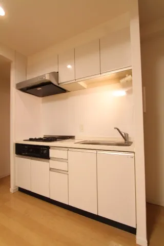 Prime Urban Ebisu II - Interior - ["Cabinetry", "Countertop", "Building"]