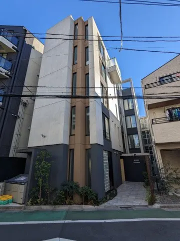 Alero Edogawabashi - Exterior - ["Plant", "Building", "Sky"]