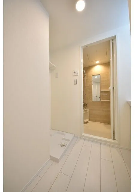 Goodenough Nakano Shinbashi - Interior - ["Flooring", "Floor", "Wood"]