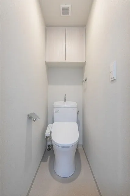 Comforia Liv Nishi-Kamata - Interior - ["Toilet seat", "Toilet", "Plumbing fixture"]