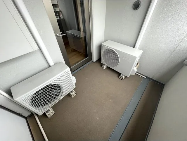 BLESS Nishi Sugamo - Interior - ["Ceiling", "Silver", "Home appliance"]