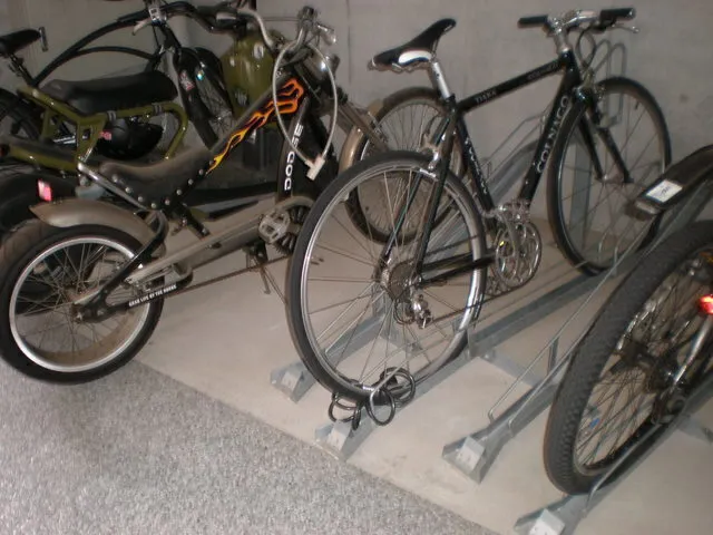 Silverado Springs - Other - ["Land vehicle", "Bicycle wheel", "Bicycle"]