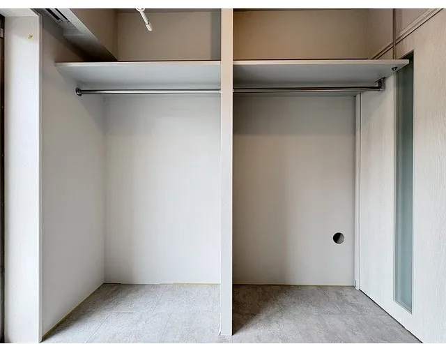 Comfortia Liv Bunkyo Sendagi - Interior - ["Wall", "Wood", "Flooring"]