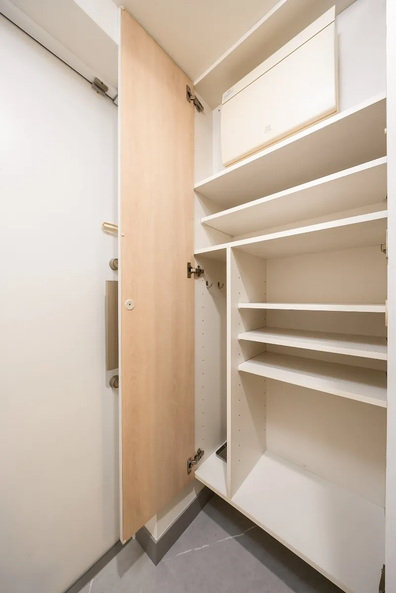 Doue Shinkawa - Interior - ["Shelf", "Wood", "Shelving"]