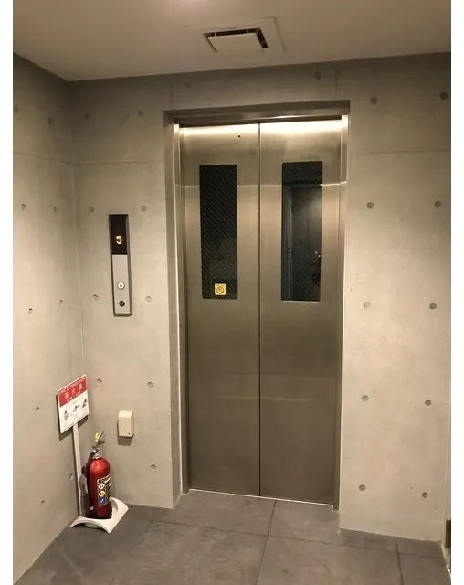 CARITAS Fudomae - Exterior - ["Elevator", "Tile Flooring", "Aluminium"]