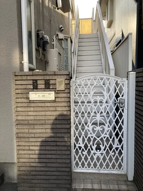 Kamiikedai 5-Chome Housing - Exterior - ["Composite material", "Door", "Metal"]
