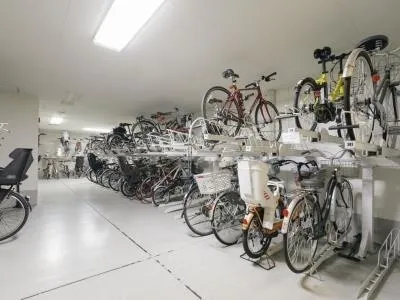 Lieto Court Arc Tower - Other - ["Bicycle", "Vehicle", "Bicycle wheel"]