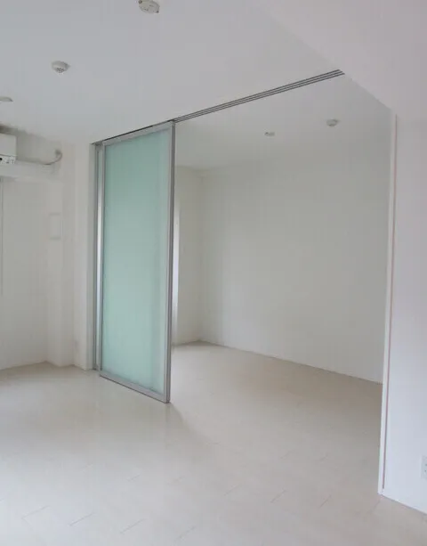 Sunshine Matsumoto No.17 - Interior - ["Rectangle", "Automotive exterior", "Wood"]