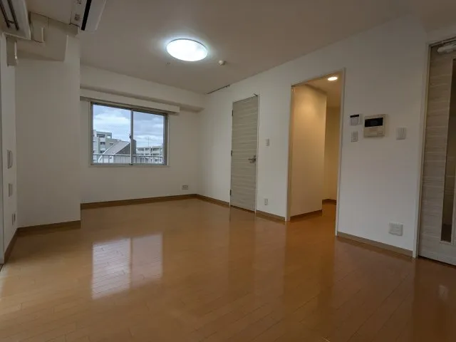 MG Meguro Station - Interior - ["Floor", "Flooring", "Interior design"]