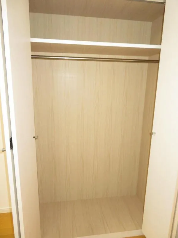 Prospect Monzennakacho - Interior - ["Wood", "Flooring", "Floor"]