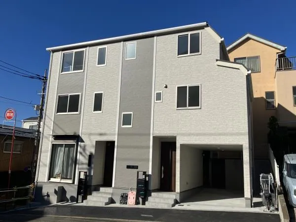 Lumiere Kaizukazaka - Exterior - ["Sky", "Window", "Building"]