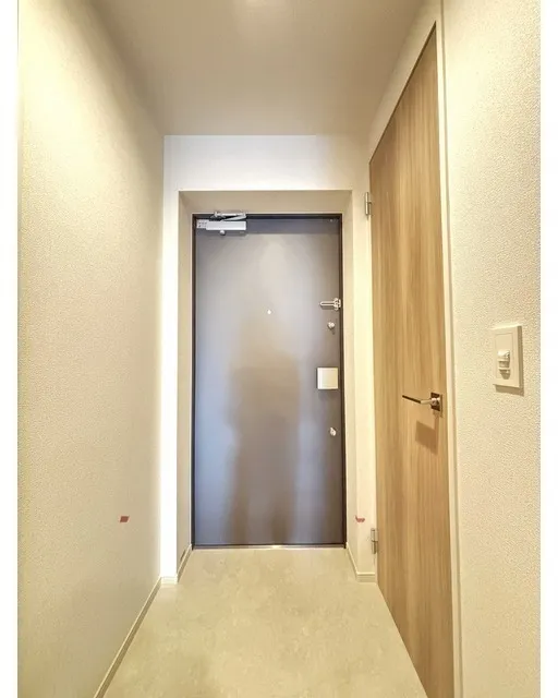 Due Hikifune II - Interior - ["Flooring", "Wall", "Floor"]