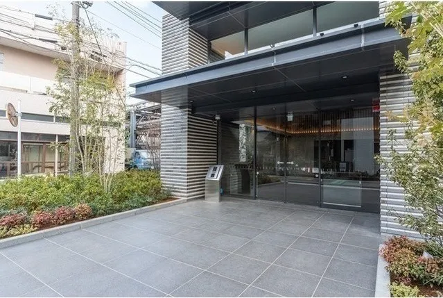 Due Machiya - Exterior - ["Plant", "Building", "Fixture"]