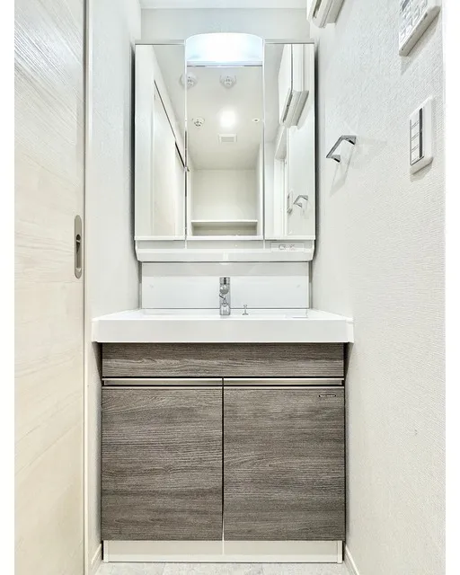 Comforia Nishiogu - Interior - ["Flooring", "Floor", "Interior design"]