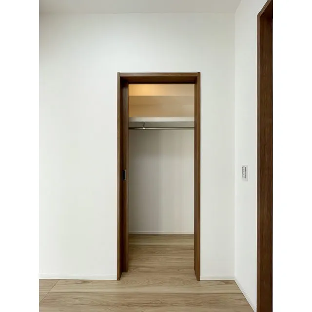 Azur Terrace Monzennakacho - Interior - ["Fixture", "Building", "Wood"]