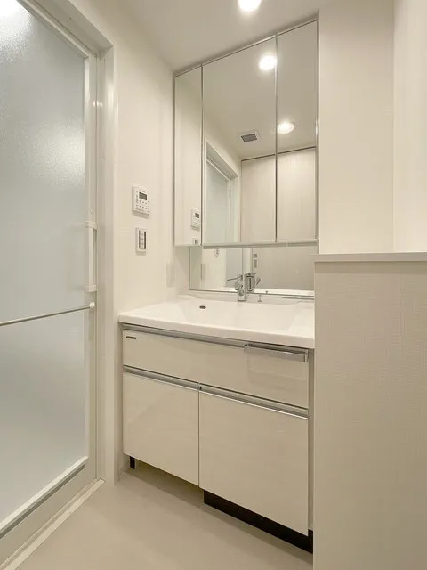 KDX Residence Oyamadai - Interior - ["Flooring", "Interior design", "Bathroom Sink"]
