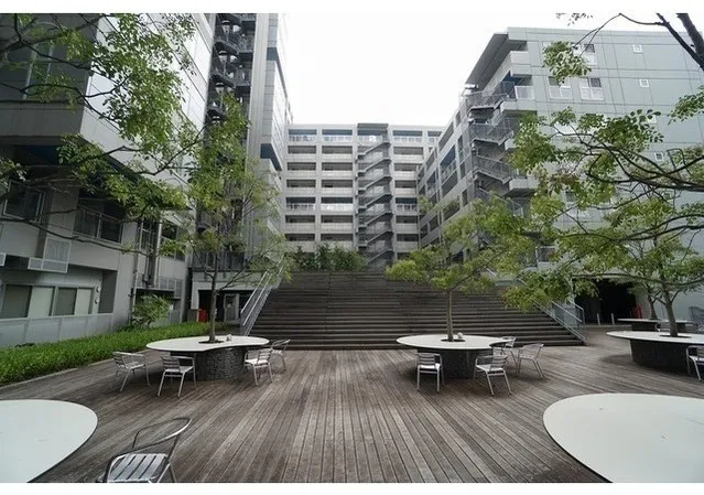 Shinonome Canal Court CODAN Building No.20 - Exterior - ["Architecture", "Building", "Property"]