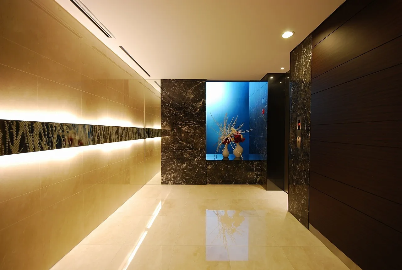 Platine Shinjuku Shintoshin - Interior - ["Ceiling", "Room", "Interior design"]