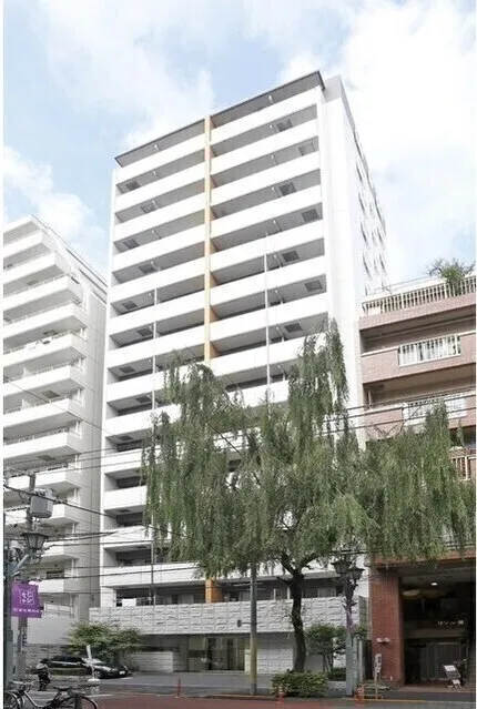 Gala Place Shinjuku Gyoen - Exterior - ["Building", "Urban area", "Neighbourhood"]