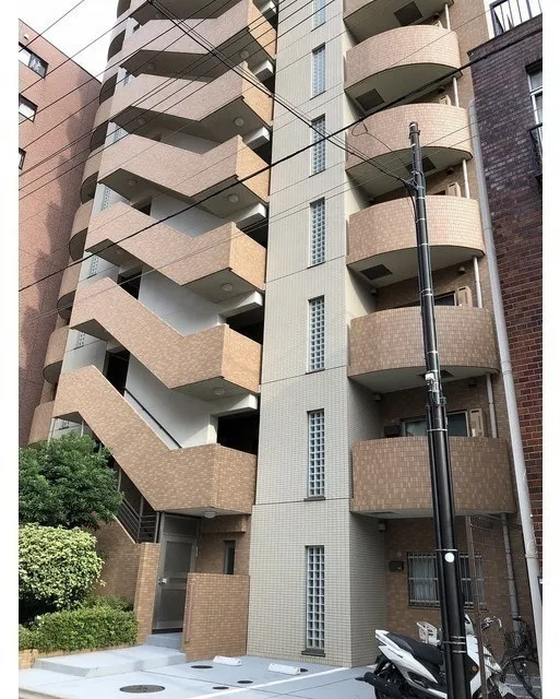CASSIA Kinshicho South Court - Exterior - ["Building", "Rectangle", "Window"]