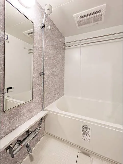 Orchid Residence Shibuya Tomigaya - Interior - ["Bathtub", "Shower head", "Plumbing fixture"]